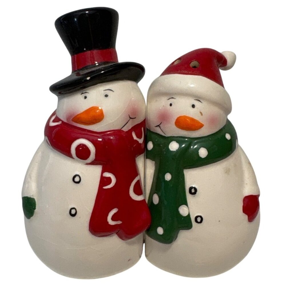 Snowman Salt & Pepper Shakers Couple Arm in Arm Ceramic 4" Holiday Winter Decor